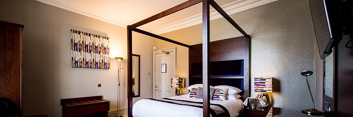 A double bedroom at the Parklands Hotel in Perth
