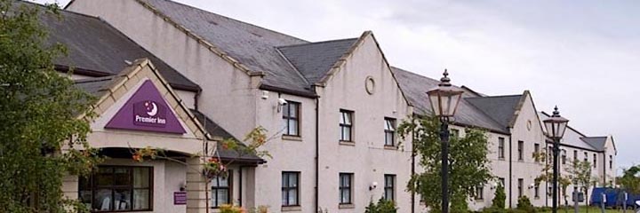 The exterior of the Premier Inn Elgin