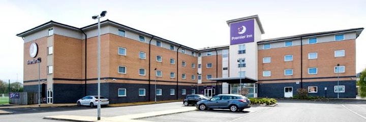 An exterior view of the Premier Inn Glasgow Braehead hotel