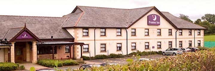 An exterior view of the Premier Inn Glasgow Kilmarnock hotel