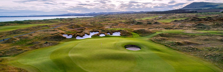 Looking over the 16th hole at Dumbarnie Links