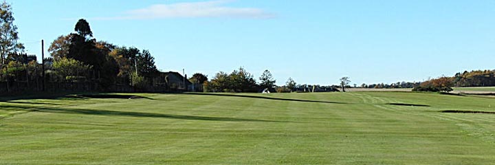 The 1st hole at Lundin Ladies Golf Club