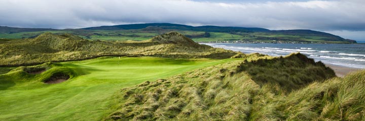 The 15th hole at Machrihanish Dunes golf links