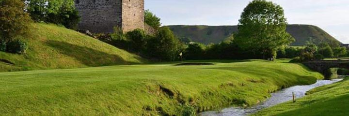 A view of Niddry Castle golf course