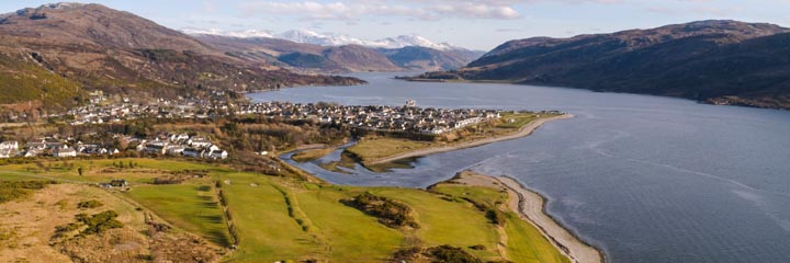 Ullapool Golf Club on the shores of Loch Broom